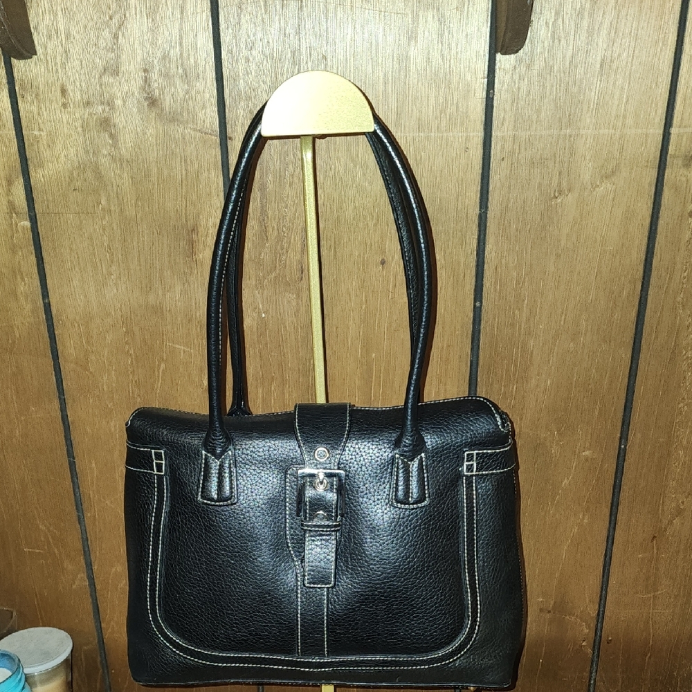 Black Leathet Shoulder Bag